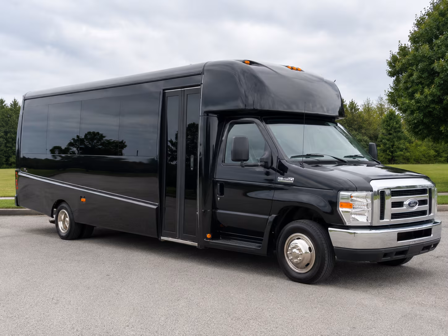 West Palm Beach Airport Shuttle & Transportation party bus exterior