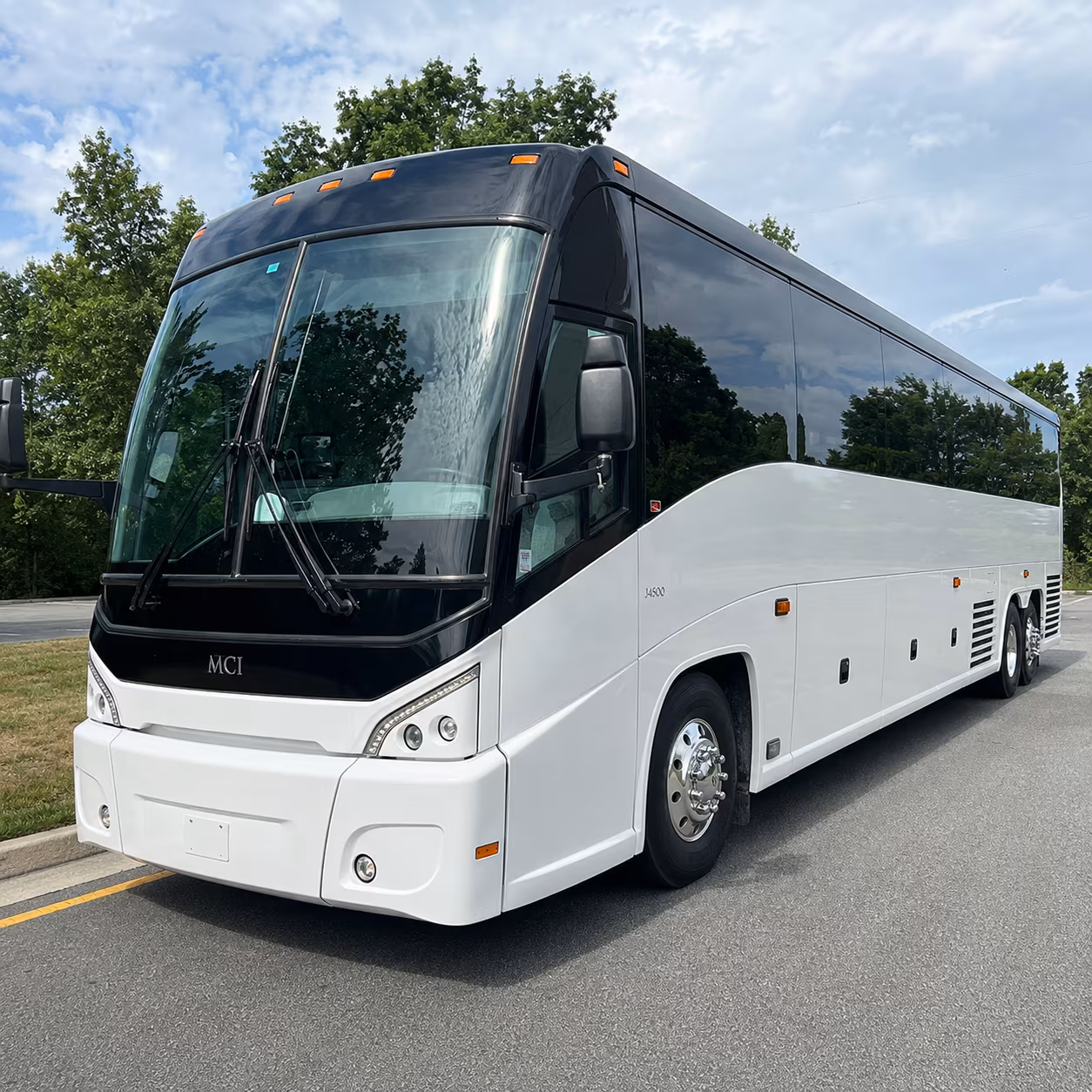 West Palm Beach Corporate Transportation party bus exterior