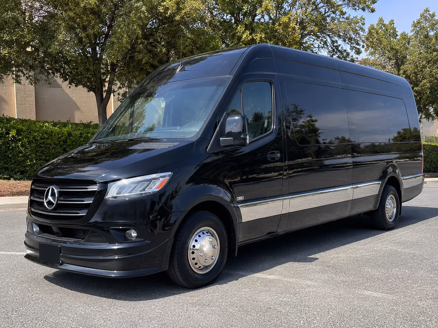 West Palm Beach Corporate Transportation party bus exterior