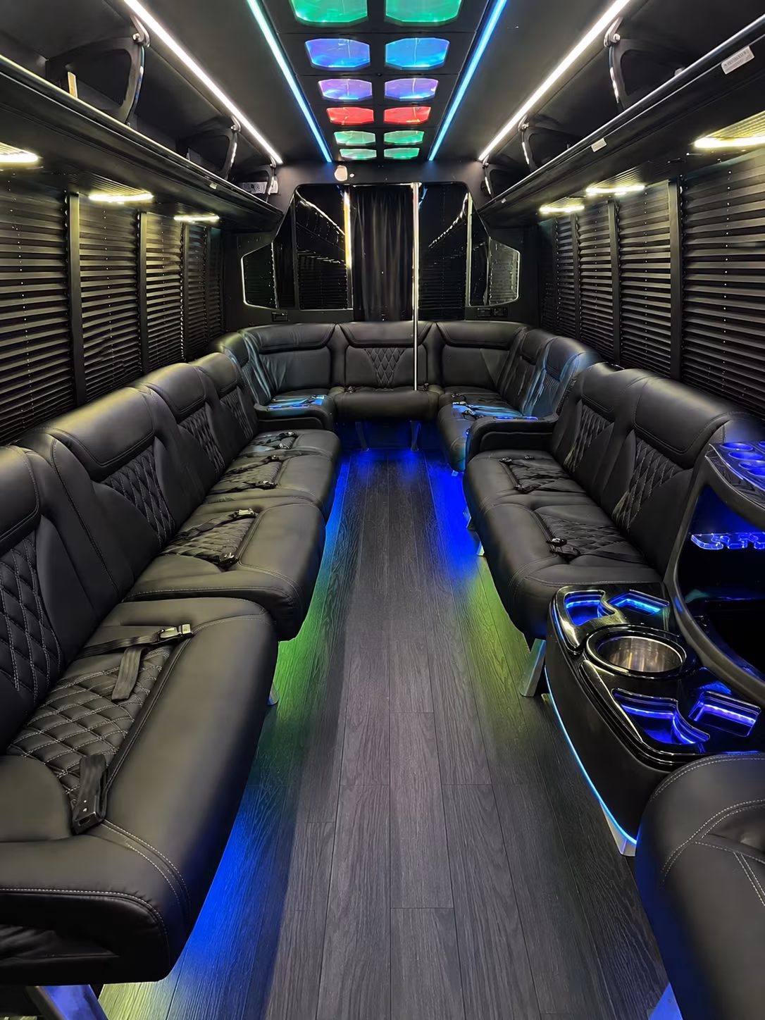 West Palm Beach Winery Tour & Pub Crawl Transportation party bus exterior