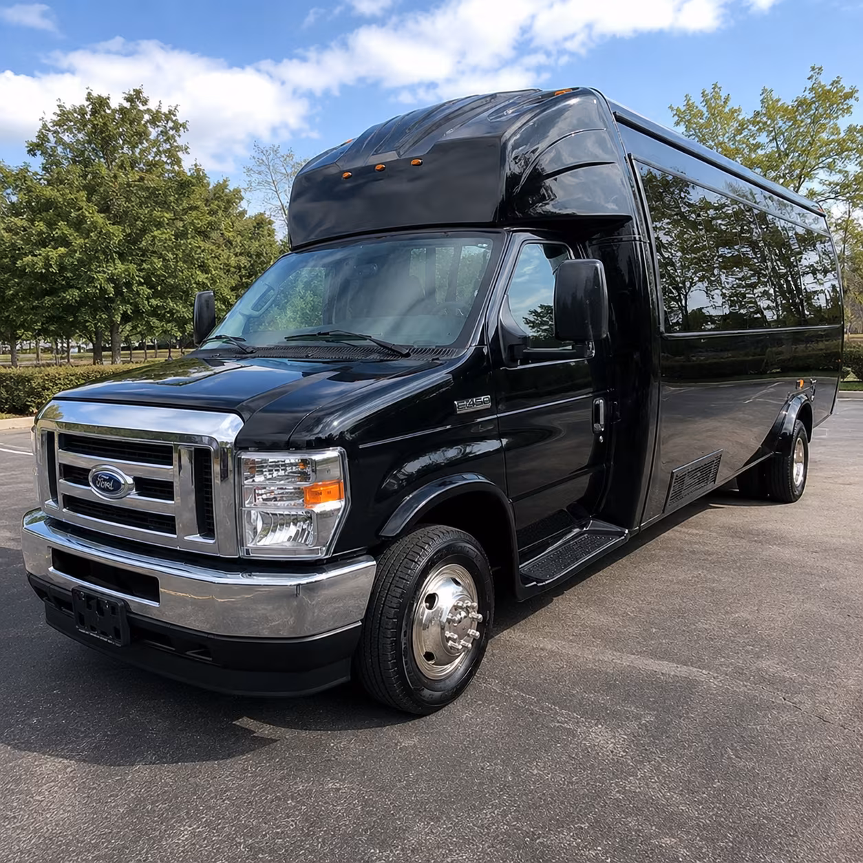 West Palm Beach Winery Tour & Pub Crawl Transportation party bus exterior