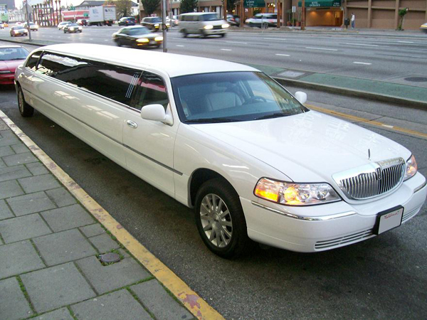 West Palm Beach 8 Passenger Limo